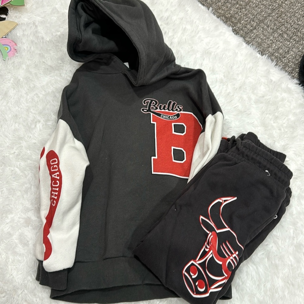 Cotton On Kids Sweat Outfit Size 5
